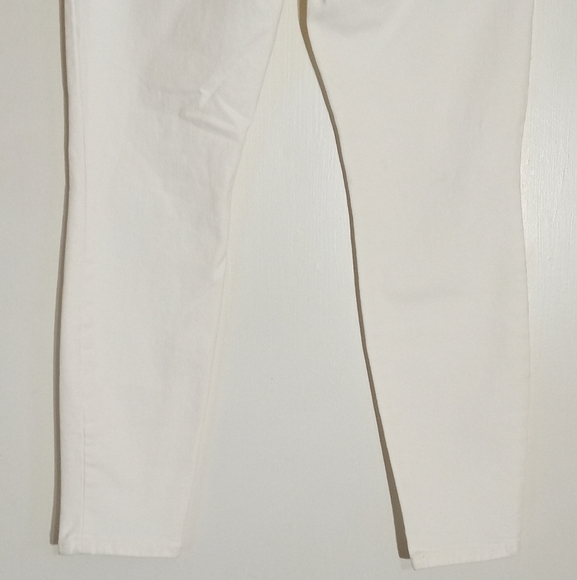 Lucky Brand Ava performance stretch mid rise skinny ankle jeans in white - Picture 9 of 11